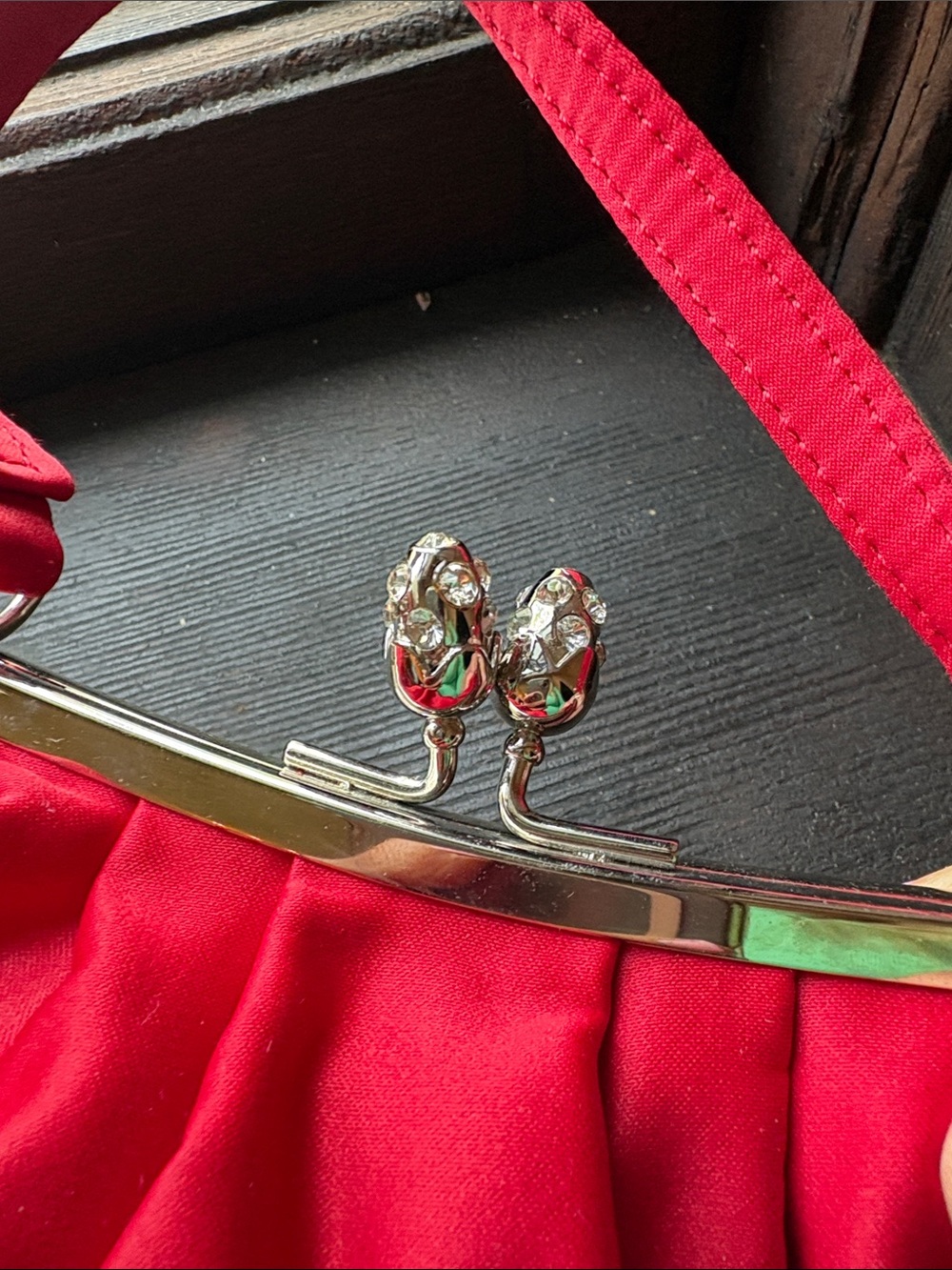 Red Gathered Satin Frame Handbag - Picture 4 of 4